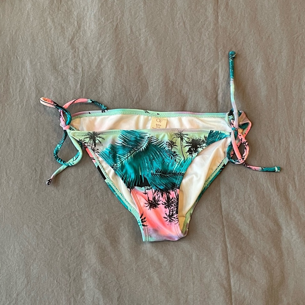 OP String Bikini Bottom - Picture 2 of 3